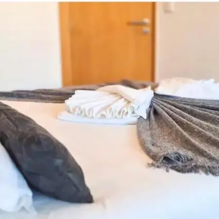 Beautiful Flats In The Best Location 포르투